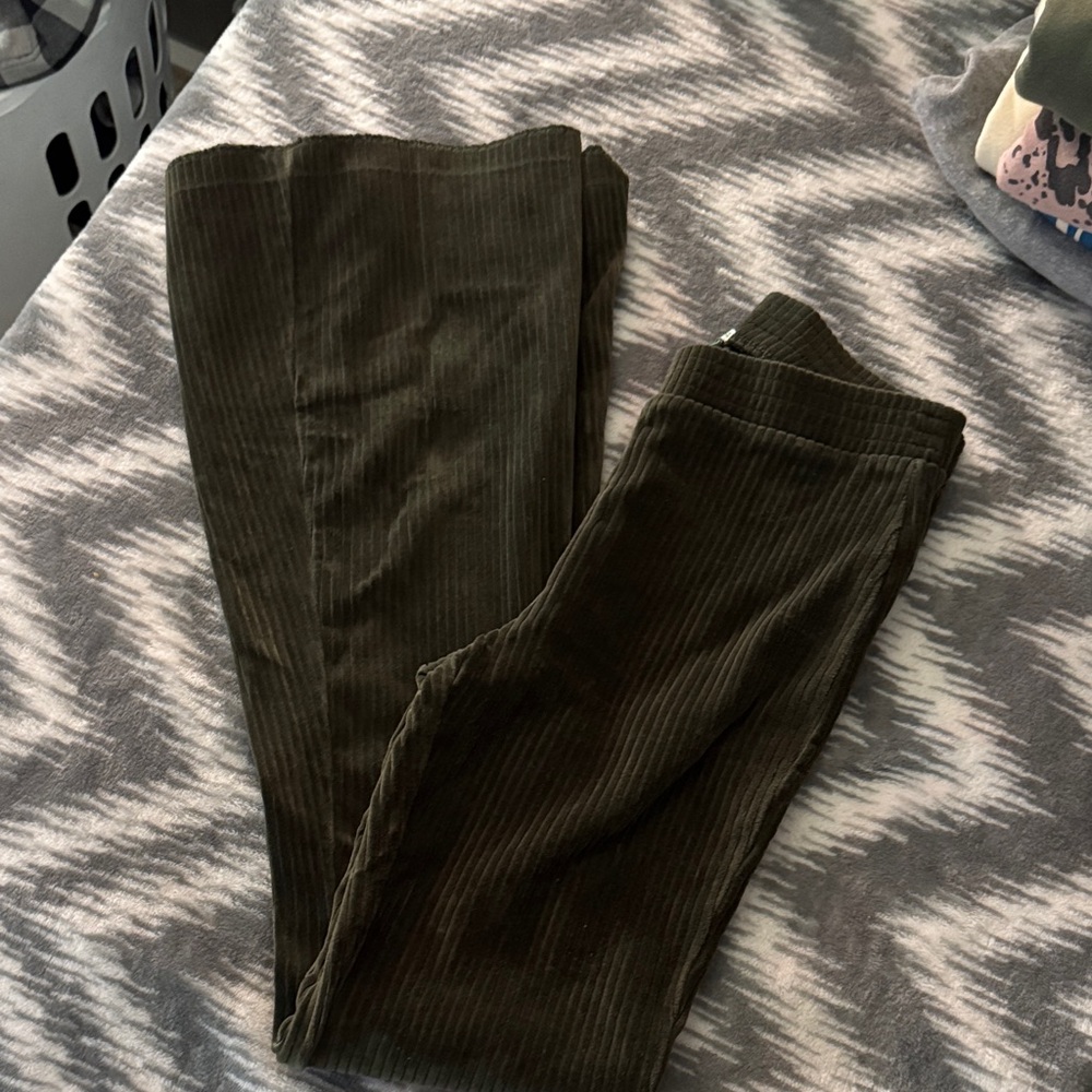 Aerie Olive Ribbed Leggings